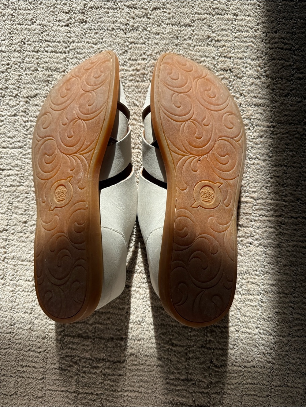 Born Ithaca Cream White Leather Sandals - Picture 3 of 6